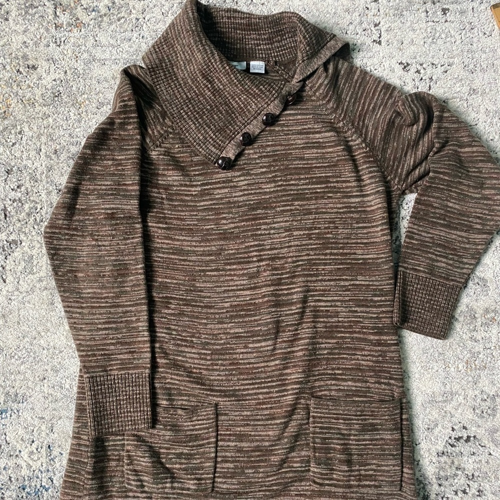 eight eight eight brown sweater